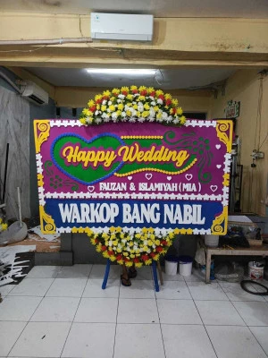 Papan Bunga di Bayah Barat Bayah